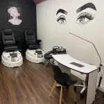 flutterbomb-midland-pedicure-spa-nail-desk